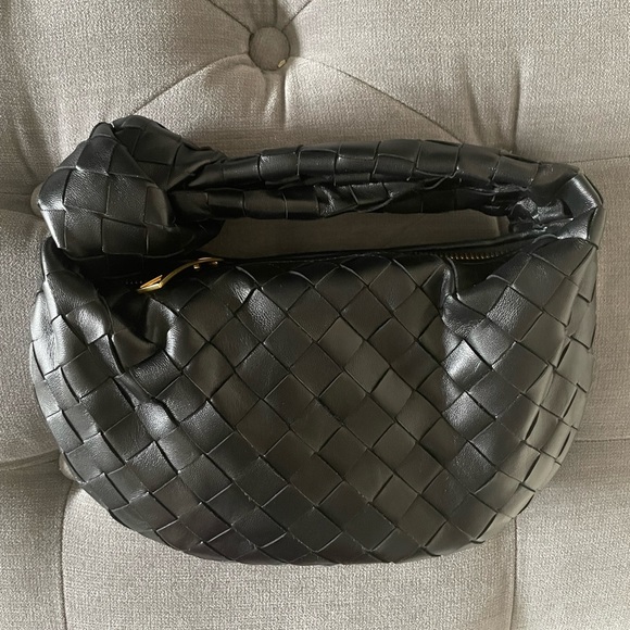 Bottega Veneta Black Woven Bag - Excellent Condition - Picture 1 of 5